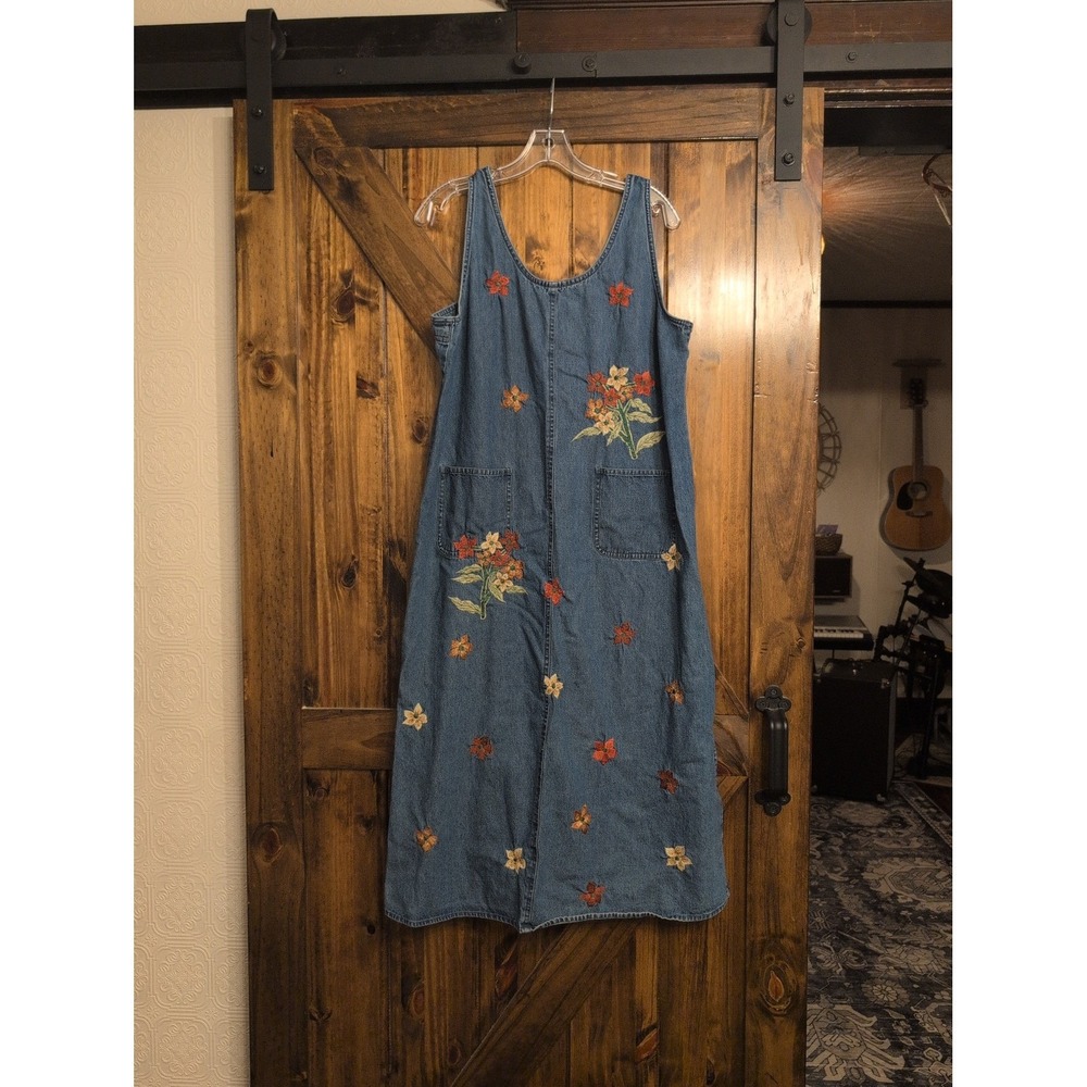 Agapo Denim Dress Sz. Large Embroidered Flowers Cottagecore